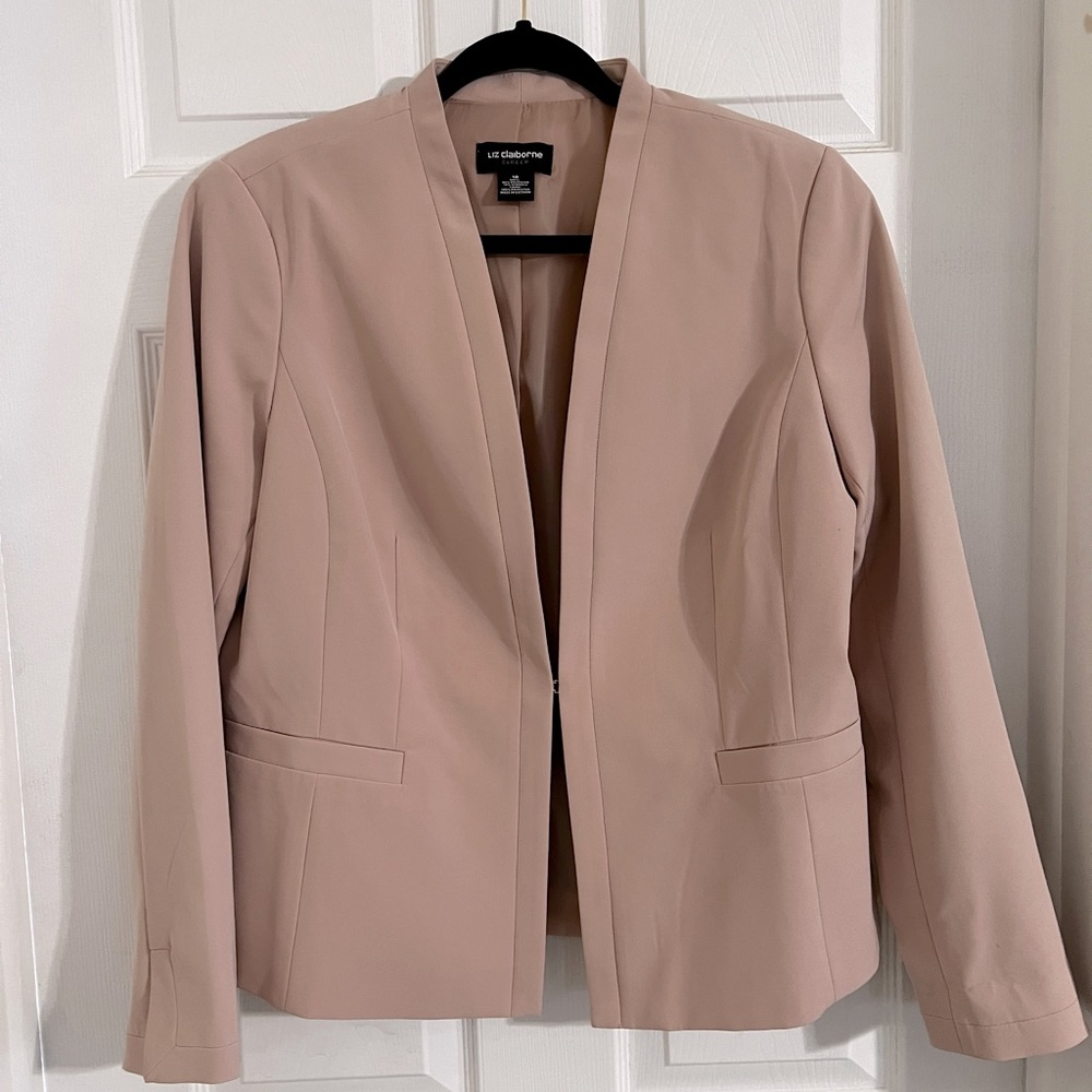 Liz Claiborne collarless blazer